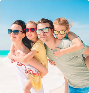 Familie mit Kindern in Dubai